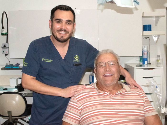 Mr. Kims Chell & D.D.S. Marcos Bazúa